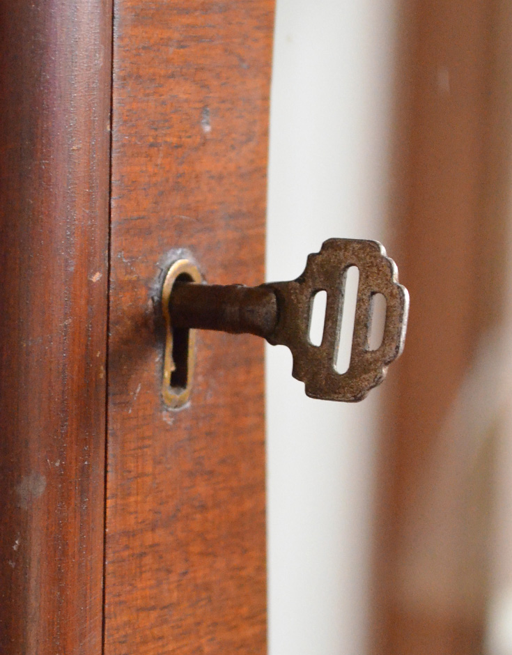 j-1277-f アンティークガラスキャビネットの取っ手