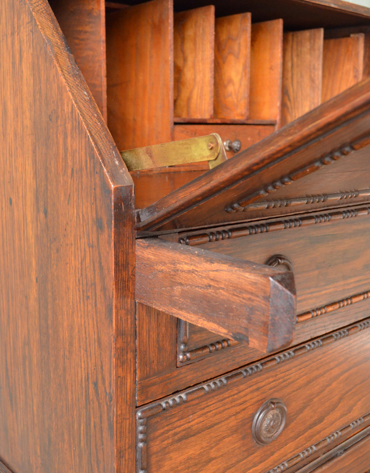 j-1279-f アンティークビューローの支え