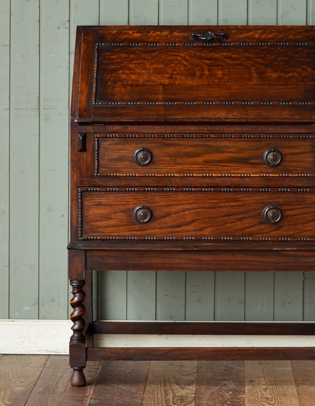 j-1279-f アンティークビューローのアップ