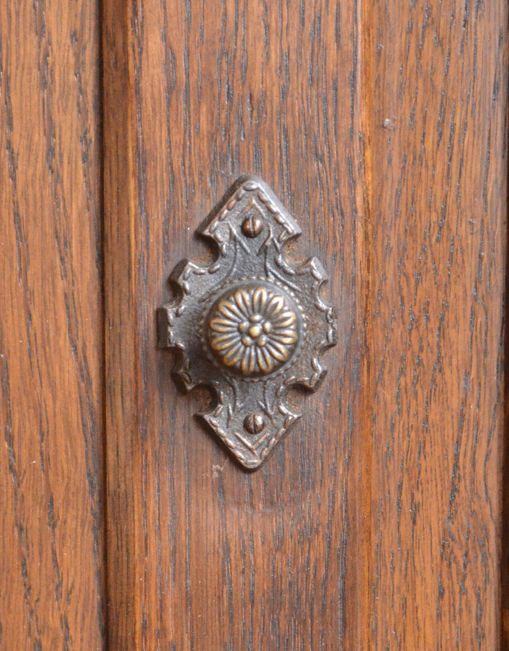 j-1293-f アンティークブックシェルフの取っ手