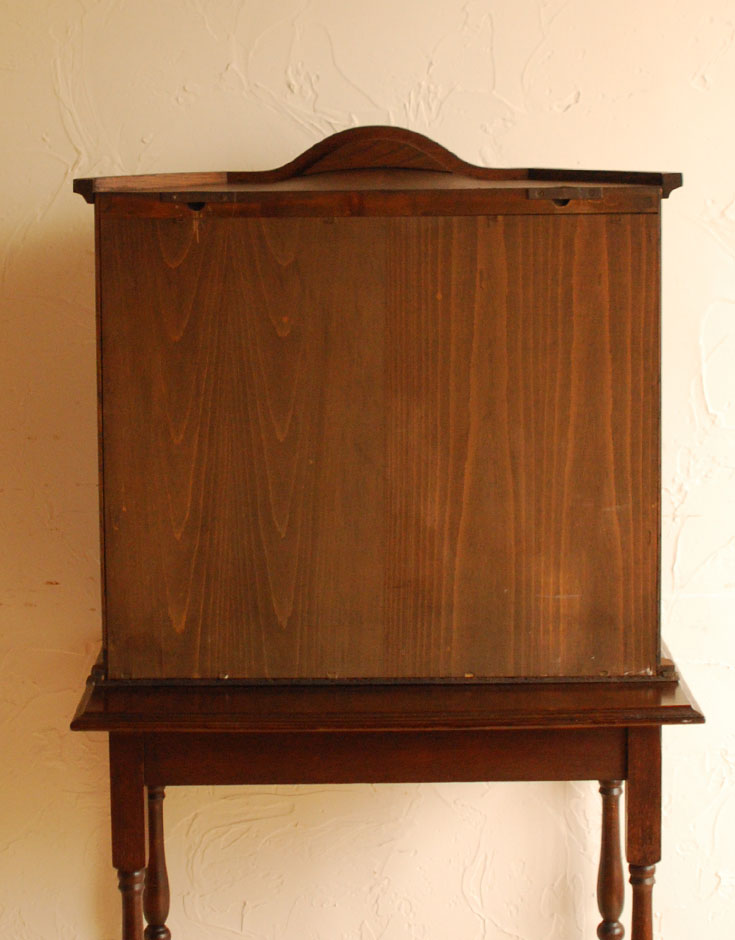 j-1251-f アンティークウォールキャビネットの後ろ