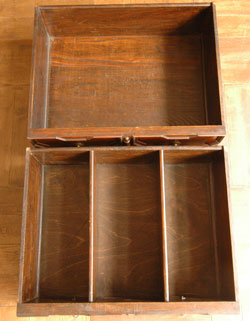 アンティークサイドボード