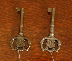 アンティークサイドボード