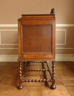 アンティークサイドボード