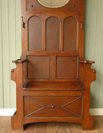 ミラーから収納まで！実用性がたっぷりのオシャレなホールスタンド