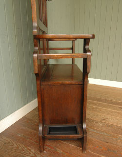 ミラーから収納まで！実用性がたっぷりのオシャレなホールスタンド