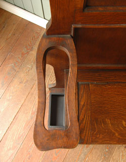 ミラーから収納まで！実用性がたっぷりのオシャレなホールスタンド