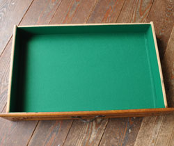 フランスの上品さと美しさが詰まった実用的なアンティークのキャビネット