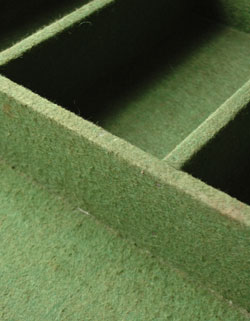 落ち着いた華やかさが美しい収納力抜群なアンティーク サイドボード