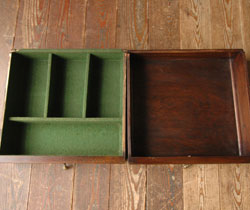 落ち着いた華やかさが美しい収納力抜群なアンティーク サイドボード