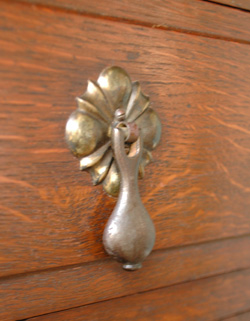 アンティークミラーサイドボード