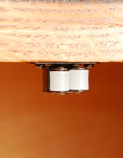 フランスの上品さと美しさが詰まった実用的なアンティークキャビネット