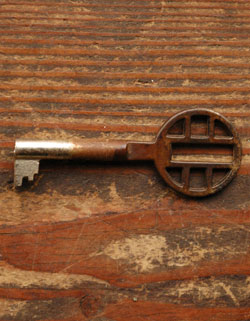 たくさん掛けられて、たっぷり収納！
実用的で絵になる大人のワードローブ