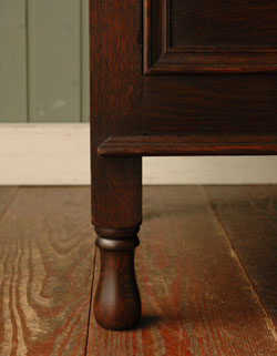 たくさん掛けられて、たっぷり収納！
実用的で絵になる大人のワードローブ