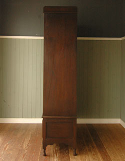 たくさん掛けられて、たっぷり収納！
実用的で絵になる大人のワードローブ