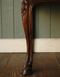 上品でシンプルな佇まいが魅力的な
アンティーク ビューロー