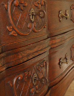 上品でシンプルな佇まいが魅力的な
アンティーク ビューロー