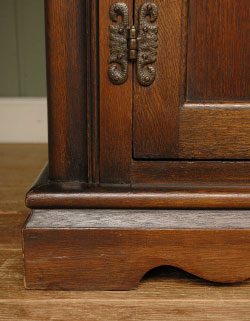 たくさん掛けれて、たっぷり収納！
 実用的で絵になる大人のワードローブ