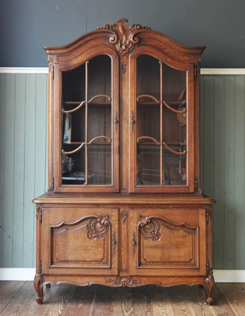 j-663-f アンティークキャビネット