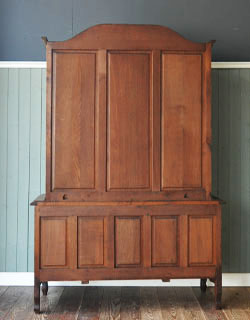 j-663-f アンティークキャビネット