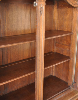 j-663-f アンティークキャビネット