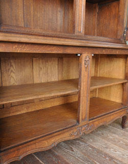 j-663-f アンティークキャビネット