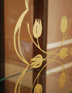 j-685-f アンティークショーケース