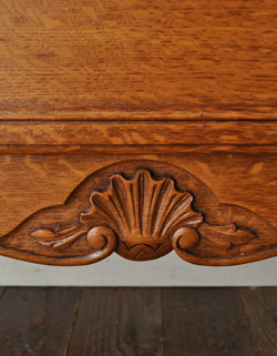 j-701-f アンティークキャビネット