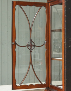 j-721-f アンティークガラスキャビネット