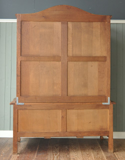 j-737-f アンティークのキャビネット