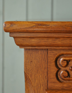 j-738-f アンティークキャビネット