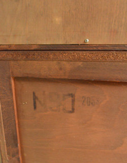 j-763-f アンティークのキャビネット