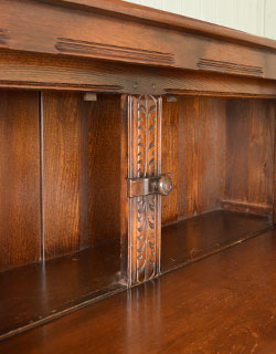 j-779-f アンティークアーコールカップボードの上扉内