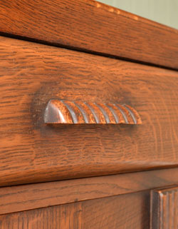 j-780-f アンティークサイドボードの取っ手