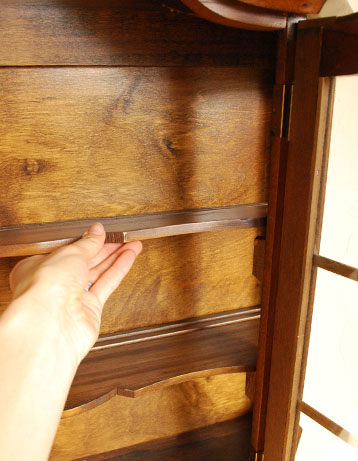 j-814-f アンティークウォールキャビネット