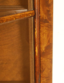 j-814-f アンティークウォールキャビネット