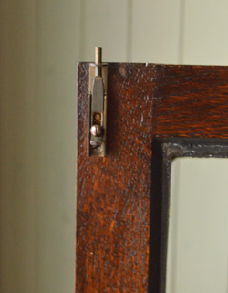 j-826-f アンティークブックケース