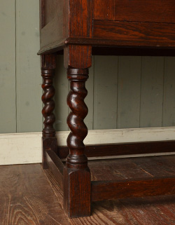 j-861-f アンティーク サイドボード