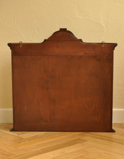 j-901-f アンティークウォールキャビネットの後ろから