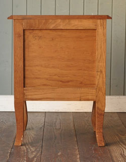 j-934-f アンティークナイトテーブルの後ろ