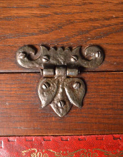 j-939-f アンティークビューローの丁番