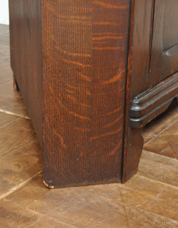 j-969-f アンティークコーナーキャビネットの脚