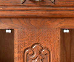 j-971-f アンティークサイドキャビネットのドアキャッチャー