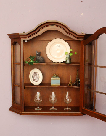 j-984-f アンティークウォールキャビネットのオープン時