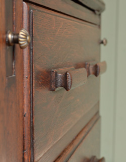 j-991-f アンティークブックビューロー（本棚兼デスク）のキズ