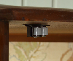 j-993-f アンティークガラスキャビネットのローラーキャッチャー