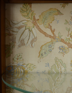 j-993-f アンティークガラスキャビネットの背板