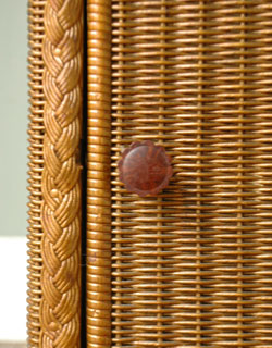 心やすらぐ癒しの空間をあなたに･･･定番ゴールドのロイドルーム テーブル