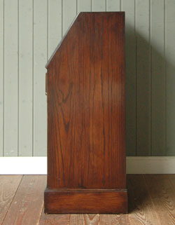 上品でシンプルな佇まいが魅力的な
アンティーク ビューロー