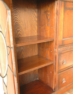 本棚と机。両方欲しい人のためのアンティークブックケース